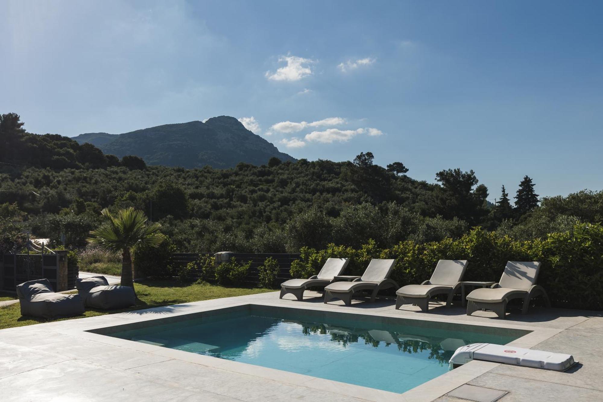 Binios Villa - Private Pool, Walking Distance From The Beach Vasilikí Kültér fotó