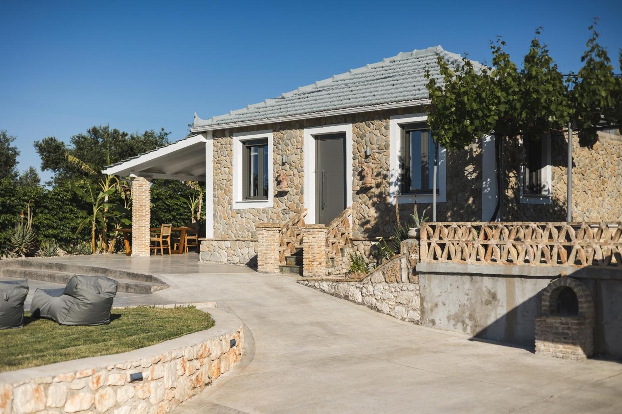 Binios Villa - Private Pool, Walking Distance From The Beach Vasilikí Kültér fotó